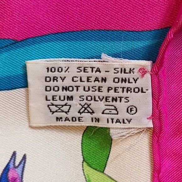 MCM -ONLY ONE- Hot Pink & Blue Floral Butterfly Print 34" 100% Silk Scarf VGUC - Picture 9 of 11